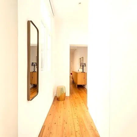 Апартаменты Biscainhos Flat By The Arch - Charming In The Historic Center *