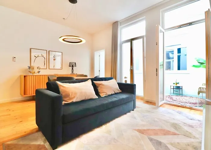 Апартаменти The Biscainhos Flat- Historic Center Брага